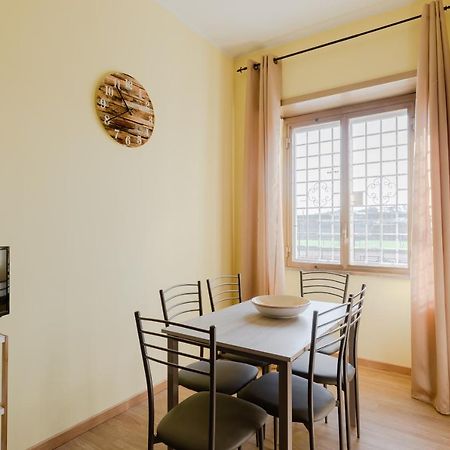 Le Rondini Apartment, 5 Persone, 2 Balconi, Policlinico Tor Vergata E Casilino Рим Екстериор снимка