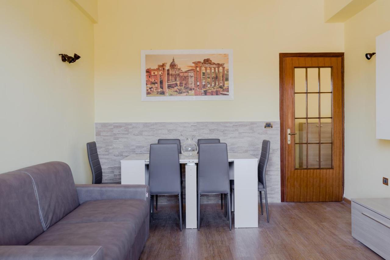 Le Rondini Apartment, 5 Persone, 2 Balconi, Policlinico Tor Vergata E Casilino Рим Екстериор снимка